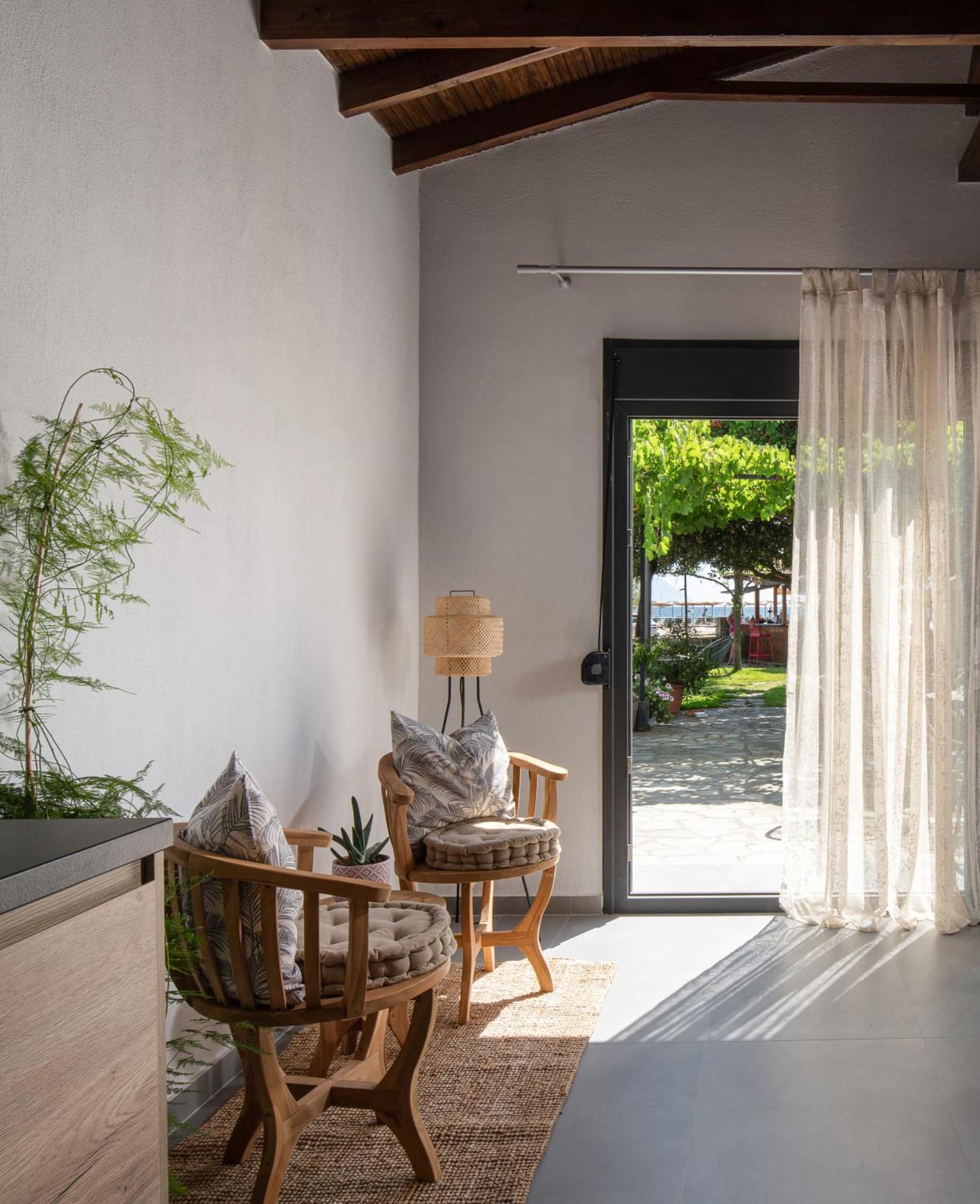 Akasti Slow Living Paralia Sikias Экстерьер фото